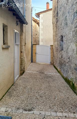 Lisle (24350) Maison à vendre de 75 m² avec grange, secteur Tocane, Lisle