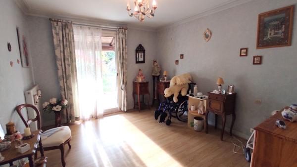 A découvrir cette maison proche de Naintré.