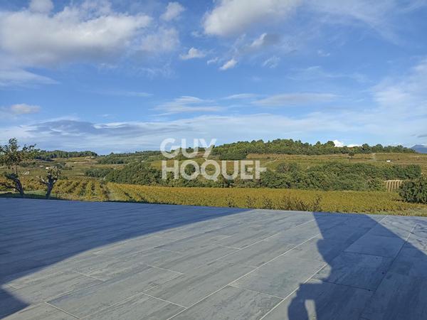 Maison T5 meublée (125 m²) en location à RASTEAU
