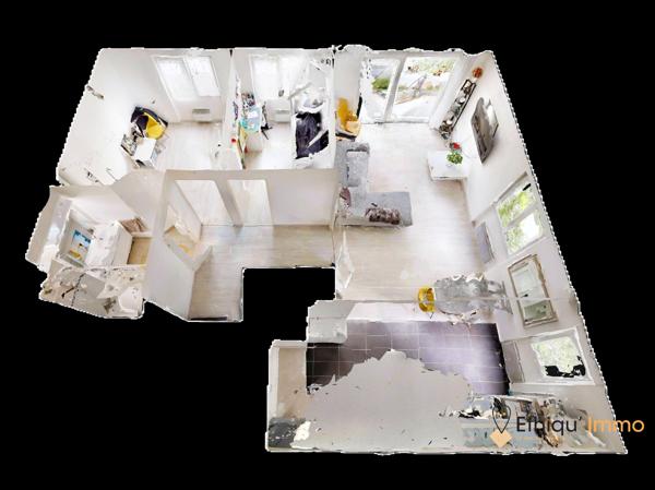 Appartement F3 de 2011 avec balcon et garage