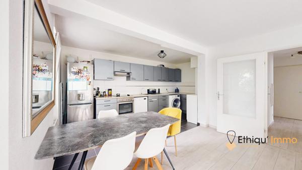 Appartement F3 de 2011 avec balcon et garage