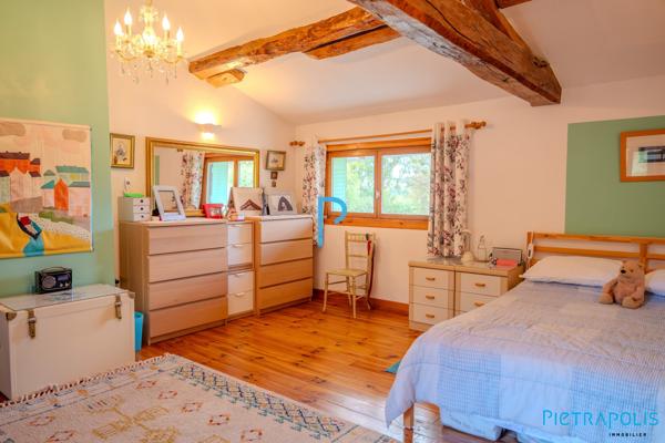 Ancien corps de ferme 191m² à Panissières