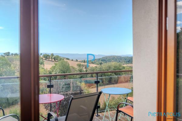 Ancien corps de ferme 191m² à Panissières