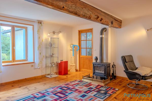 Ancien corps de ferme 191m² à Panissières