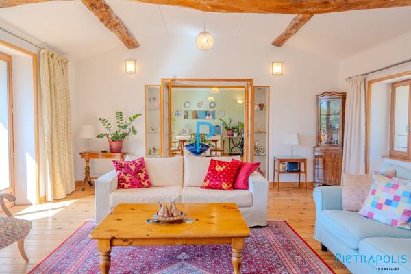 Ancien corps de ferme 191m² à Panissières