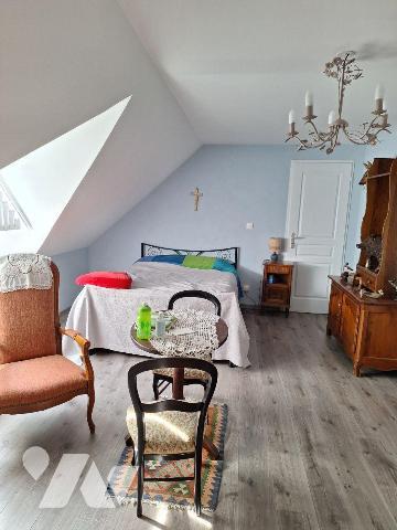 Maison à vendre à PIGNY limite FUSSY (CHER), charmante maison de 1984 élevée sur sous-sol compr...