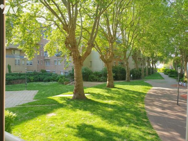 A VENDRE A EPERNAY - APPARTEMENT DUPLEX type F3