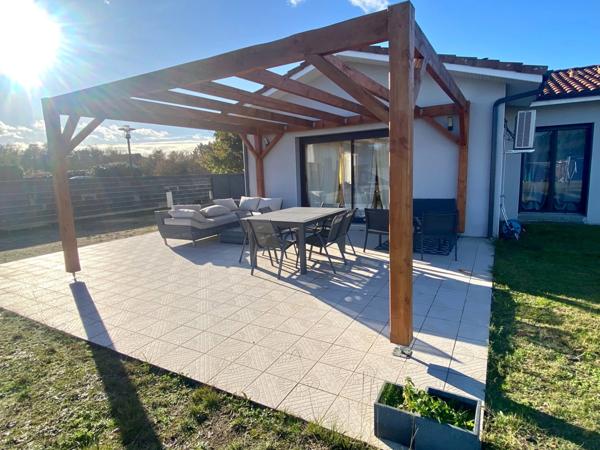 Grande maison de 6 pièces dans quartier prisé à RION DES LANDES (40)