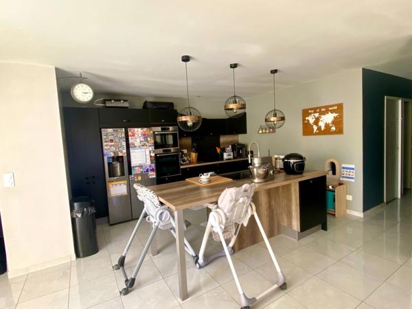 Grande maison de 6 pièces dans quartier prisé à RION DES LANDES (40)