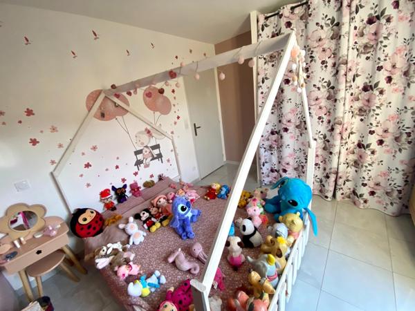 Grande maison de 6 pièces dans quartier prisé à RION DES LANDES (40)