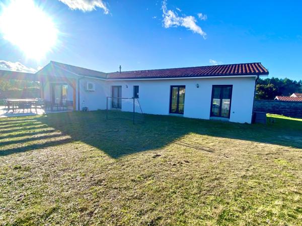 Grande maison de 6 pièces dans quartier prisé à RION DES LANDES (40)