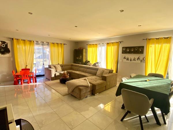 Grande maison de 6 pièces dans quartier prisé à RION DES LANDES (40)