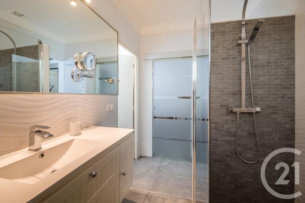 Appartement F3 à vendre  3 pièces - 53,08 m 2   NICE  - 06