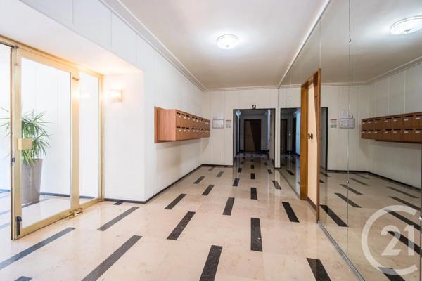 Appartement F3 à vendre  3 pièces - 53,08 m 2   NICE  - 06