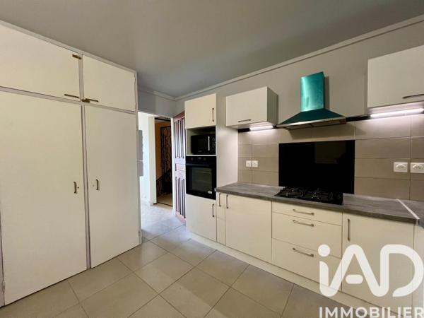 Location appartement 4 pièces 105 m² Saint-Claude