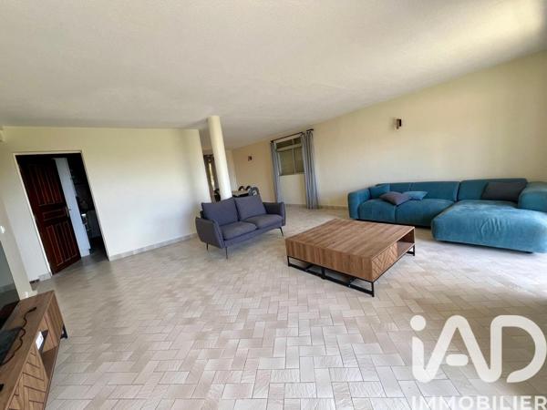 Location appartement 4 pièces 105 m² Saint-Claude