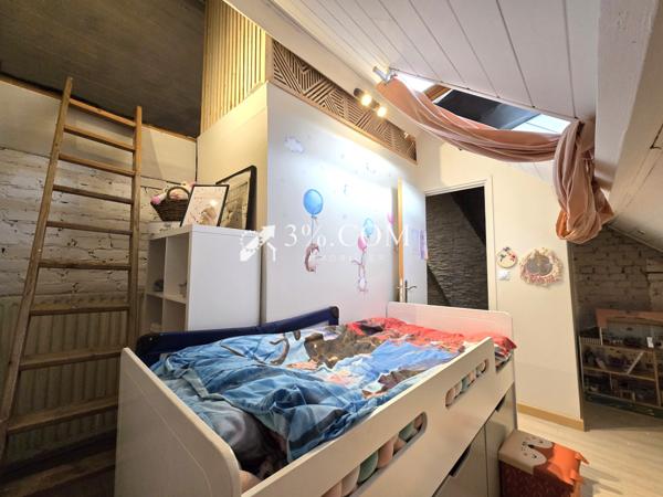 Maison 4 pièce(s) 2 chambre(s) 130 m²