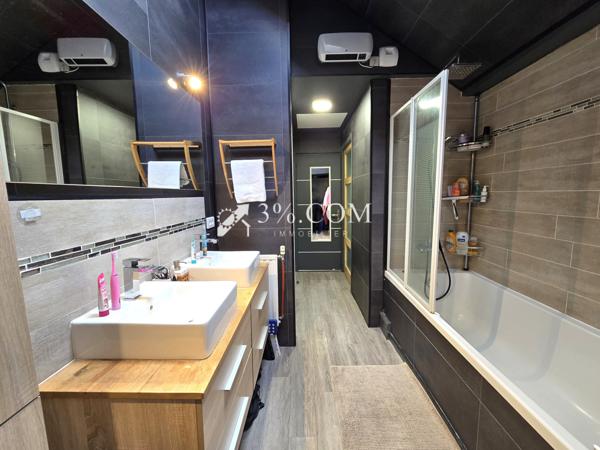 Maison 4 pièce(s) 2 chambre(s) 130 m²