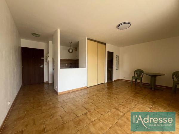 Studio Ajaccio 32 m² - Proximité centre ville - Parking - Vue dégagée