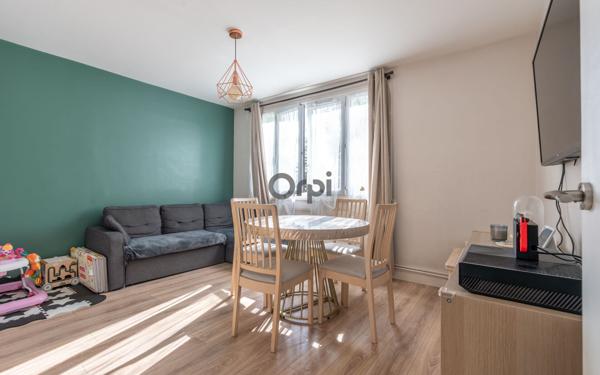 Appartement à vendre    3 pièces • 56,21 m2 Joinville-le-Pont