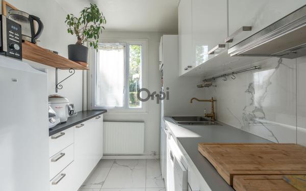 Appartement à vendre    3 pièces • 56,21 m2 Joinville-le-Pont