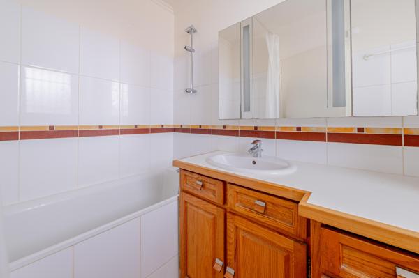 Montreuil (93100) 3 pièces avec terrasse-jardin dans copropriété conviviale