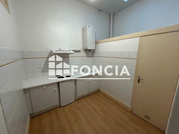 Location Studio 32 m² - 61 RUE TERRASSON Bordeaux 33800