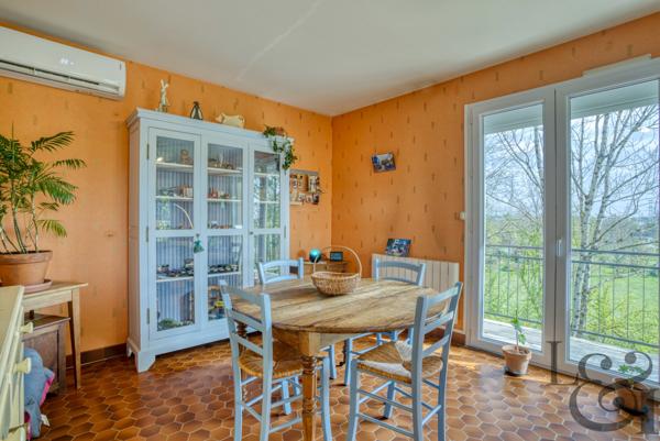 A vendre maison avec jardin proche de toutes les commodités à Puymiclan