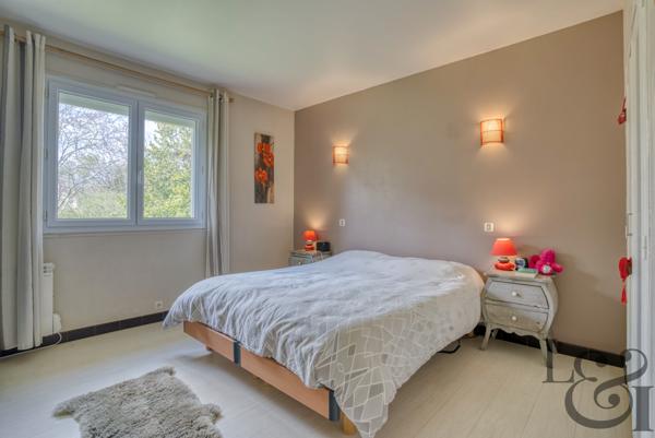 A vendre maison avec jardin proche de toutes les commodités à Puymiclan