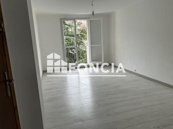 Location Appartement 3 pièces 51.81 m² - 12 AVENUE DU MARECHAL JUIN Digne-les-bains 04000