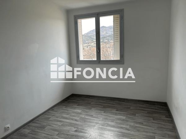 Location Appartement 3 pièces 51.81 m² - 12 AVENUE DU MARECHAL JUIN Digne-les-bains 04000