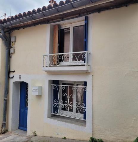 11400- Castelnaudary- Maison de ville avec terrasse et jardinet