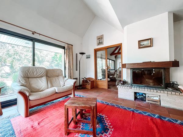Maison 7 pièce(s) 6 chambre(s) 196.85 m²