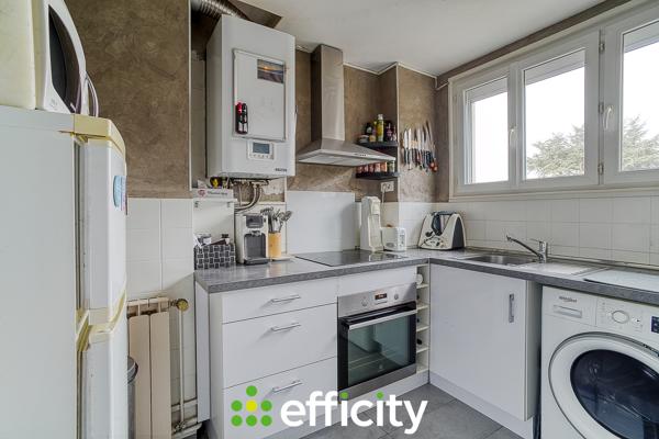 Appartement
         3 pièces
        - 59 m² Exclusivité 110 000 € *