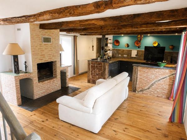 Maison 10 pièces de 300m²