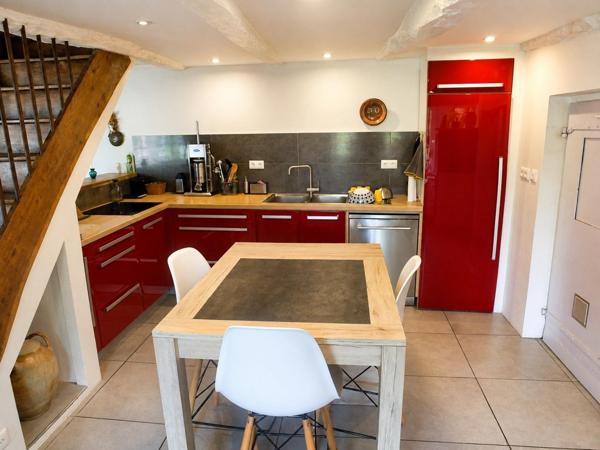 Maison 10 pièces de 300m²