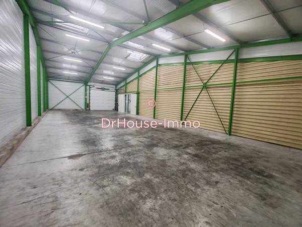 Bureau à vendre 6 pièces de 960 m²
