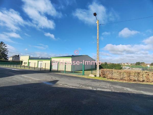 Bureau à vendre 6 pièces de 960 m²