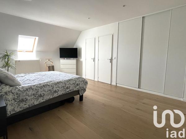 Maison 7 pièces de 150 m² à Maffliers (95560)