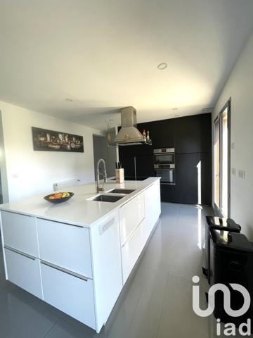 Maison 7 pièces de 150 m² à Maffliers (95560)