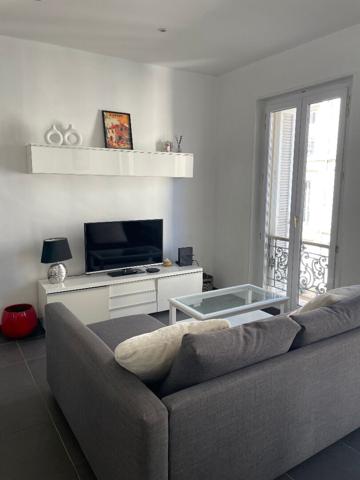 Appartement  MEUBLE Marseille 2 pièce(s) 41.77m2