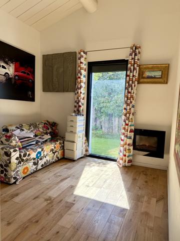 Castelnau-le-Lez (34170) Magnifique Villa contemporaine de 160m2, avec maison d'invité de 50m2 et garage de 40m2 sur un terrain de 900m