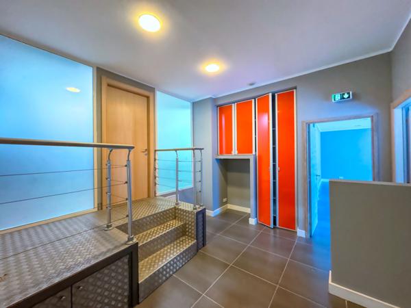 Vente Murs Local Professionnel Bureaux et Commerce 8 pièces Bastia Centre Ville