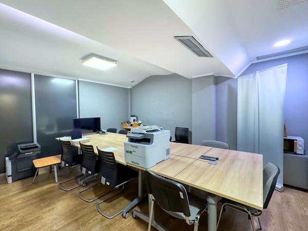 Vente Murs Local Professionnel Bureaux et Commerce 8 pièces Bastia Centre Ville