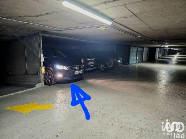 Location parking 9 m² Vincennes