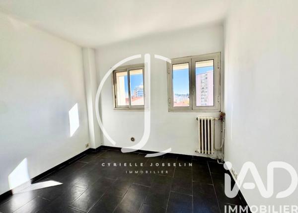 Appartement à vendre 4 pièces 79 m² Toulon