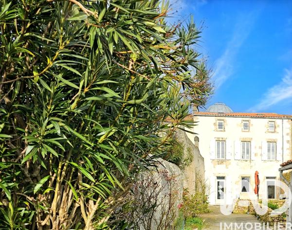 Maison à vendre 8 pièces 220 m² Marennes-Hiers-Brouage