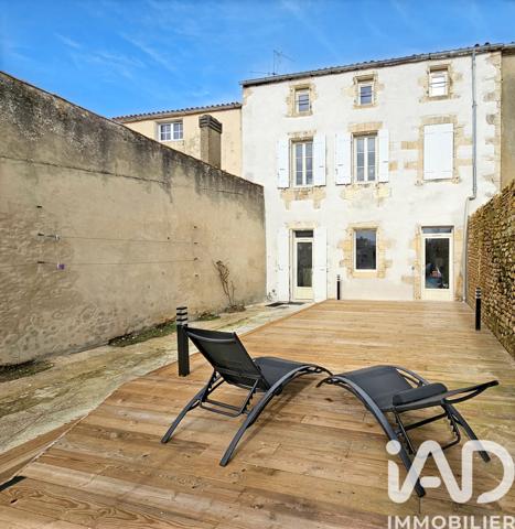 Maison à vendre 8 pièces 220 m² Marennes-Hiers-Brouage