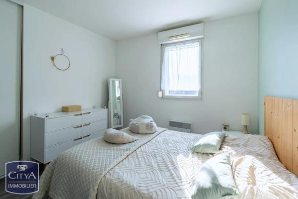 Appartement à vendre 2 pièces 49.31m² Allonnes (72700)