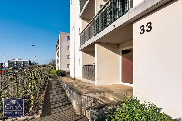 Appartement à vendre 2 pièces 49.31m² Allonnes (72700)
